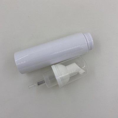 Bottiglia di schiumatura rotonda materiale 50ML della pompa dell'ANIMALE DOMESTICO per l'imballaggio di cura di pelle