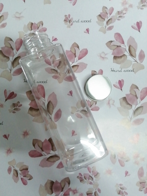 Bottiglia di plastica dell'OEM 100ml con il materiale amichevole dell'ANIMALE DOMESTICO di Eco del coperchio a vite